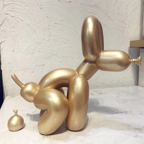 Balloon Dog Statue